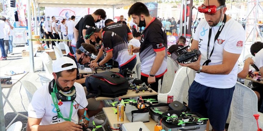 Teknofest Yarışmalarına Başvuruda Bulunan Üniversite Öğrencisi Sayısı 4 Yılda 21 Bini Geçti