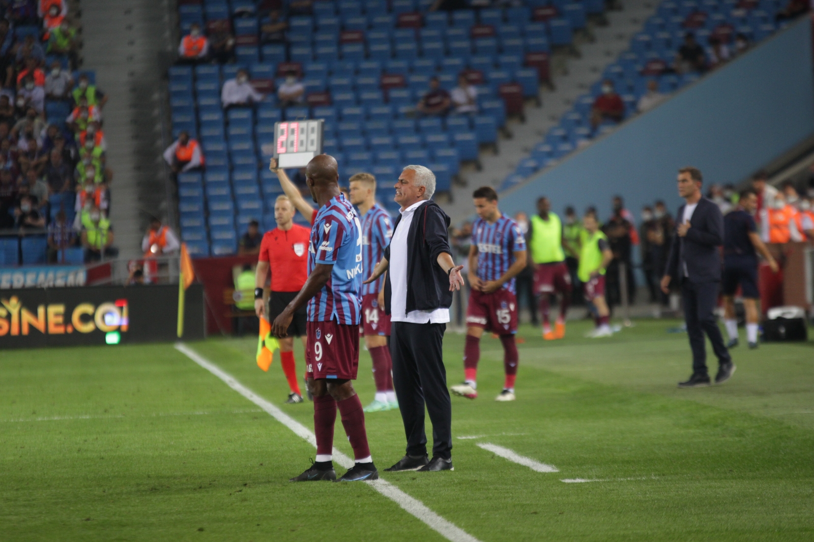 UEFA Konferans Ligi: Trabzonspor: 1 - As Roma: 2 (Maç Sonucu)