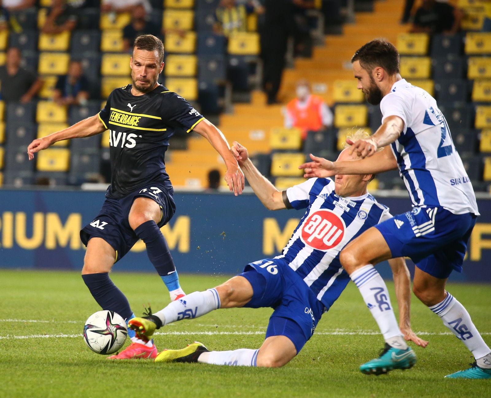 UEFA Avrupa Ligi: Fenerbahçe: 0 - Helsinki: 0 (İlk Yarı)