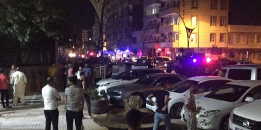 Mardin’de sokak ortasında taşlı sopalı kavga: 5 yaralı