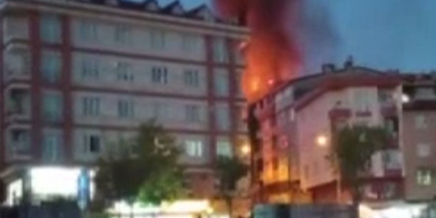 İstanbul'da bir gecekonduda yangın çıktı