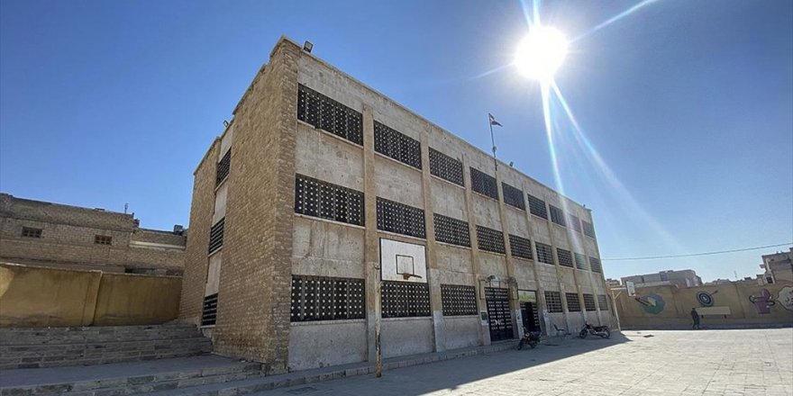 Türkiye, Fırat Kalkanı Bölgesinde Yaklaşık 700 Okulu Eğitime Kazandırarak Terörün İzlerini Sildi