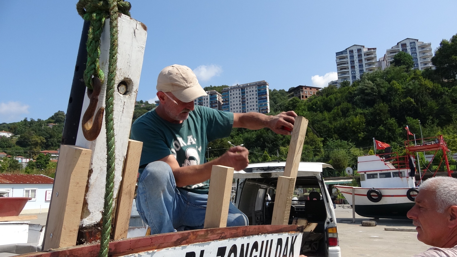 Bakan Özer: “Selden Etkilenen Tüm Öğrencilerimiz Ve Öğretmenlerimize Tablet Vereceğiz”