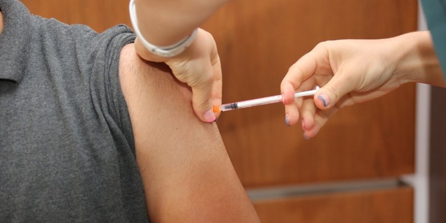 Fda'nın Biontech'e Verdiği 'Tam Onay' Aşının Tartışmasız Kullanılabileceğini Teyit Etti