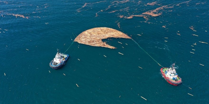 Felaketin izleri siliniyor