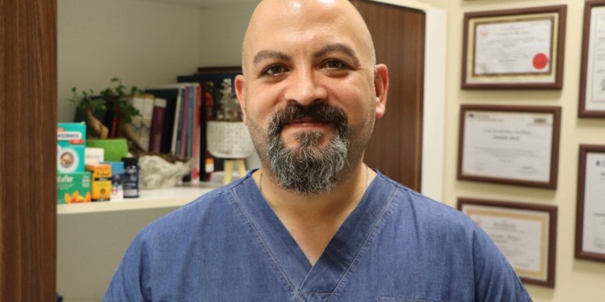 Doktor 4. doz aşıyı oldu, 12 yaşındaki oğlunu da aşıladı