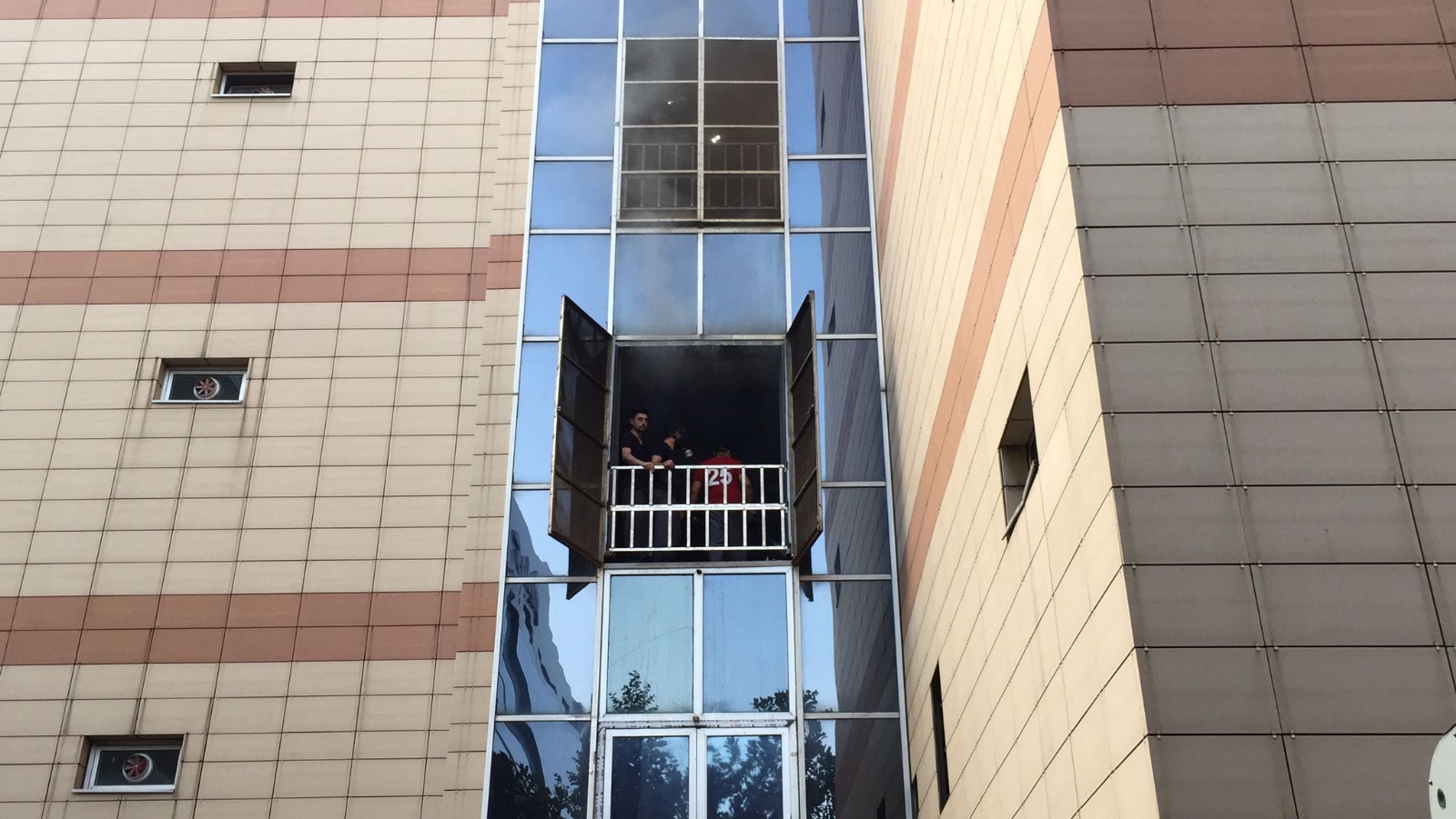 Kuyumcukent’te Yangın Paniği