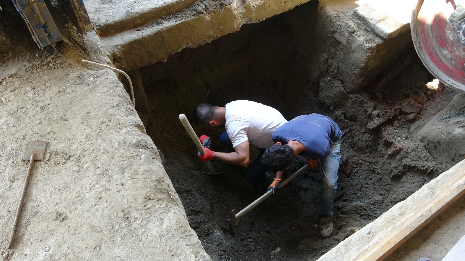 Ayancık’ta felaketin sanayi sitesindeki boyutu ortaya çıktı: Selde hasar gören 56 iş yeri yıkılıyor