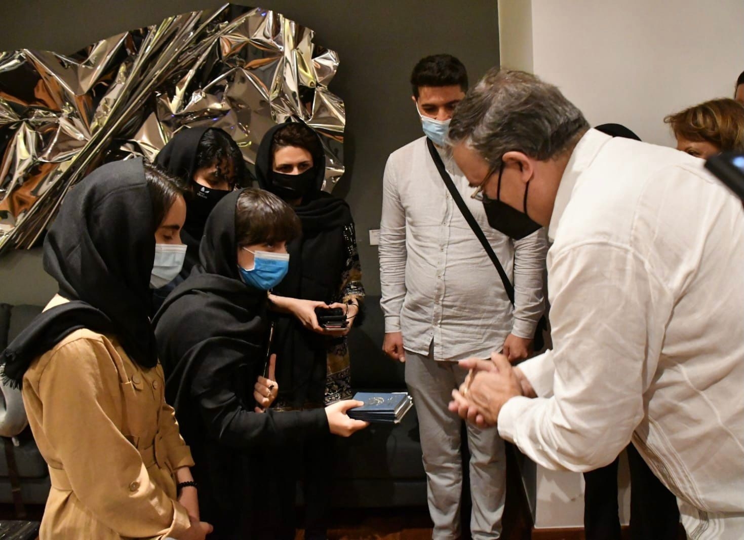 Afgan Robotik Ekibi Üyeleri Sığınmacı Olarak Meksika’ya Getirildi