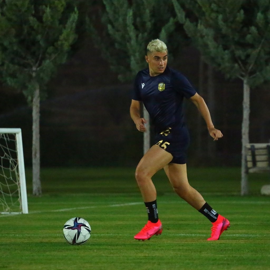 Hafez, 4-6 Hafta Sahalardan Uzak Kalacak