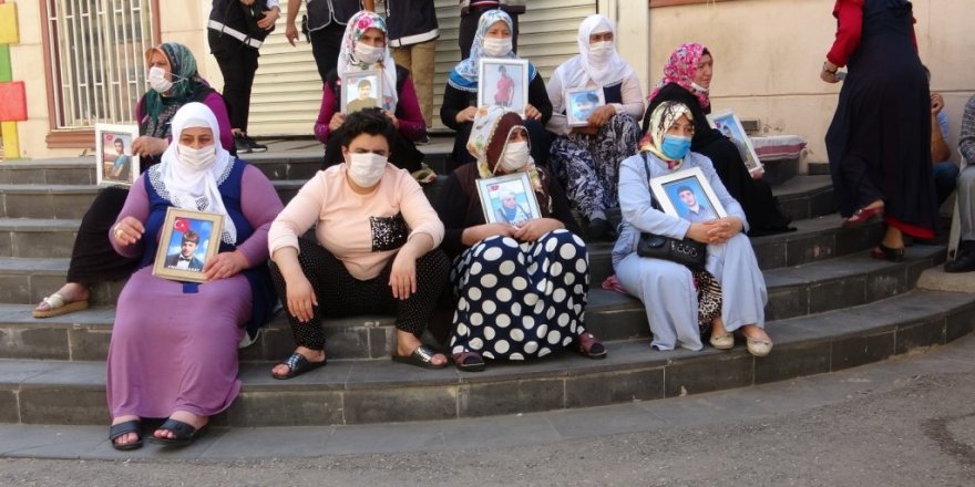 Ailelerin HDP önündeki direnişi devam ediyor