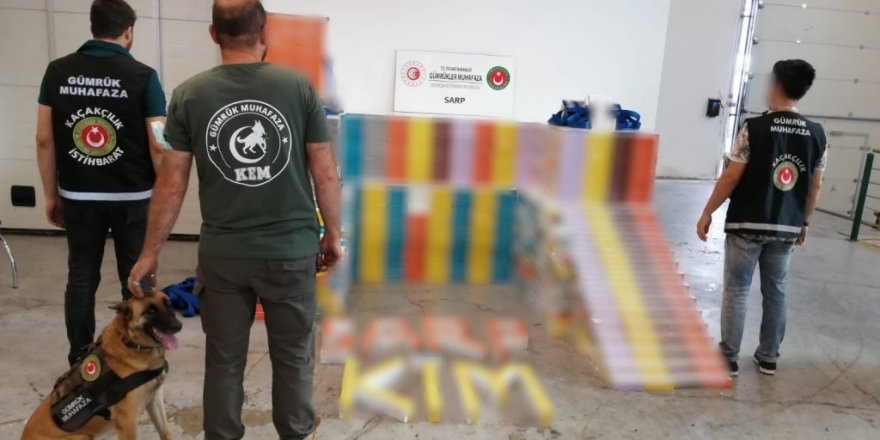 Sarp Gümrük Kapısı’nda 32 bin 500 paket elektronik sigara tütünü ele geçirildi