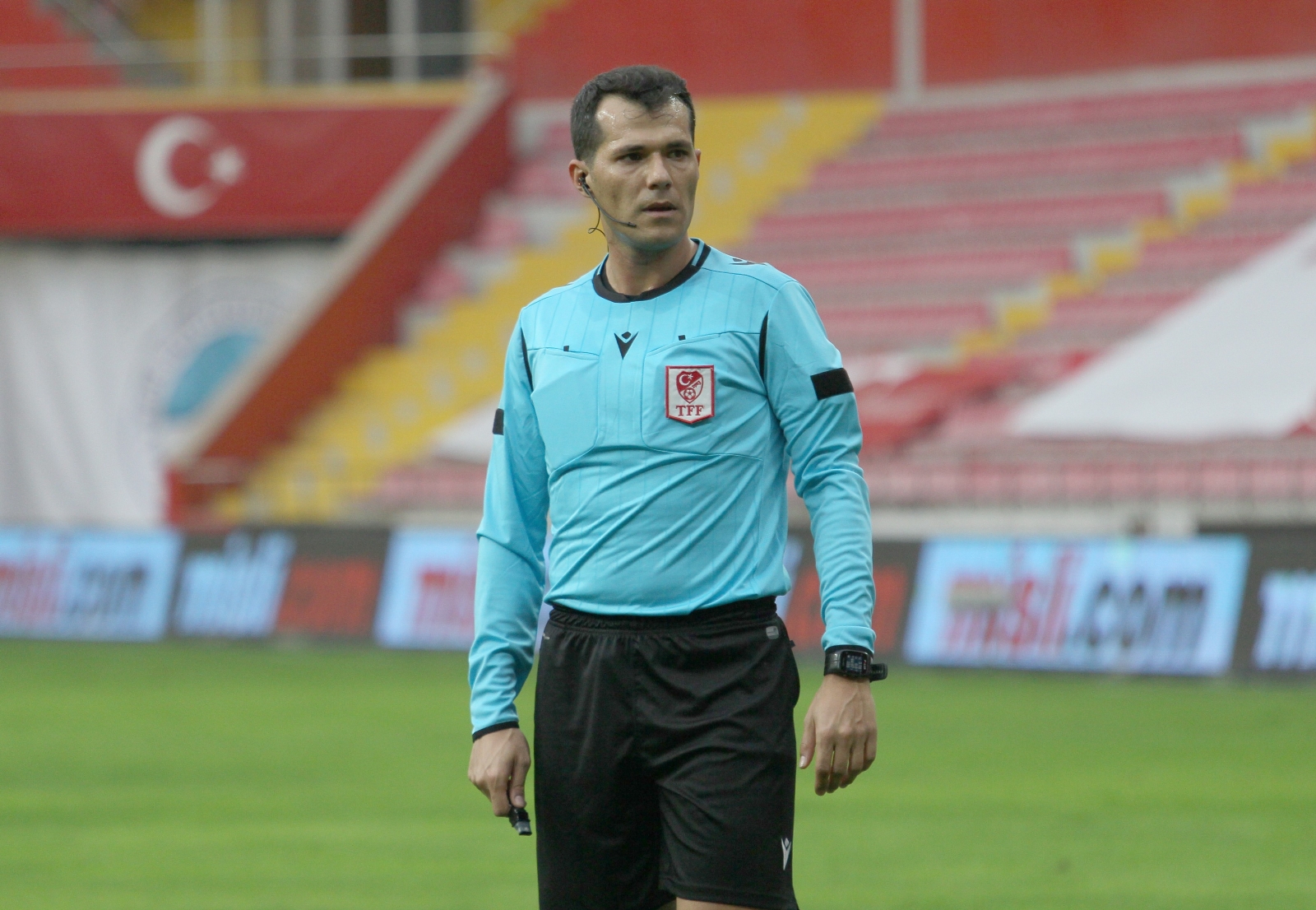 Sivasspor - Göztepe Maçını Burak Şeker Yönetecek