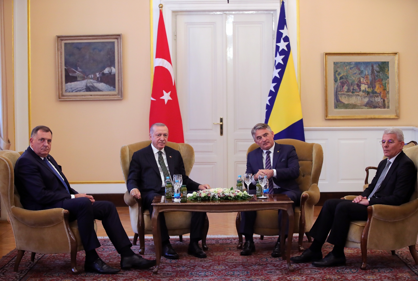 Cumhurbaşkanı Erdoğan, Bosna Hersek Devlet Başkanlığı Konseyi Üyeleriyle Görüştü