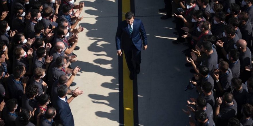 Selçuk Bayraktar: "İnsansız savaş uçağımızı yapabiliriz"