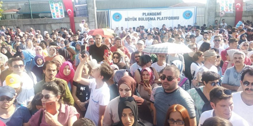 Sancaktepe' de PCR testi zorunluluğuna protesto