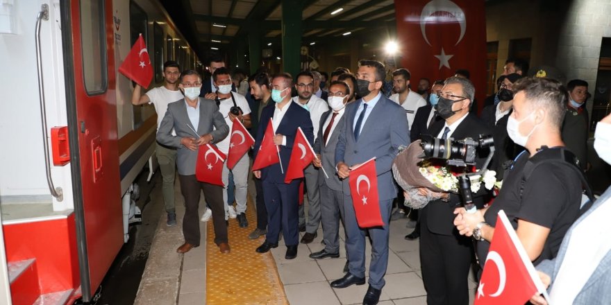 Ankara' dan Kalkan Zafer Treni ’Büyük Taaruz’un Başladığı Afyon Kocatepe’ye Ulaştı