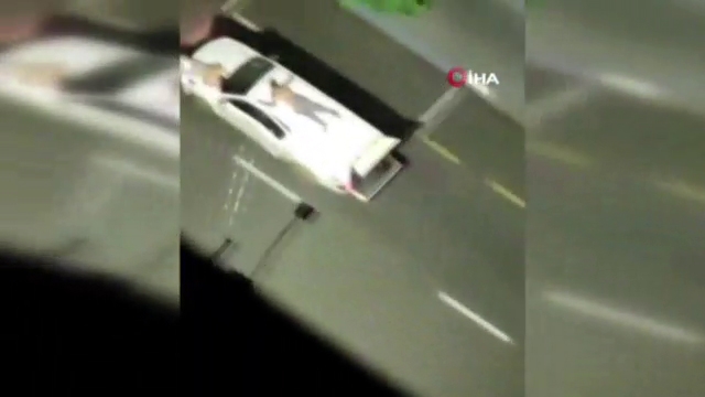 Brezilya’da Soyguncular Rehineleri Arabalara Bağlayarak Kalkan Yaptı