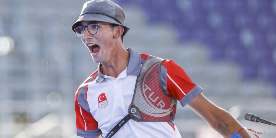 Mete Gazoz ve Busenaz Sürmeneli; en çok konuşulan olimpiyat madalyalı sporcular oldu