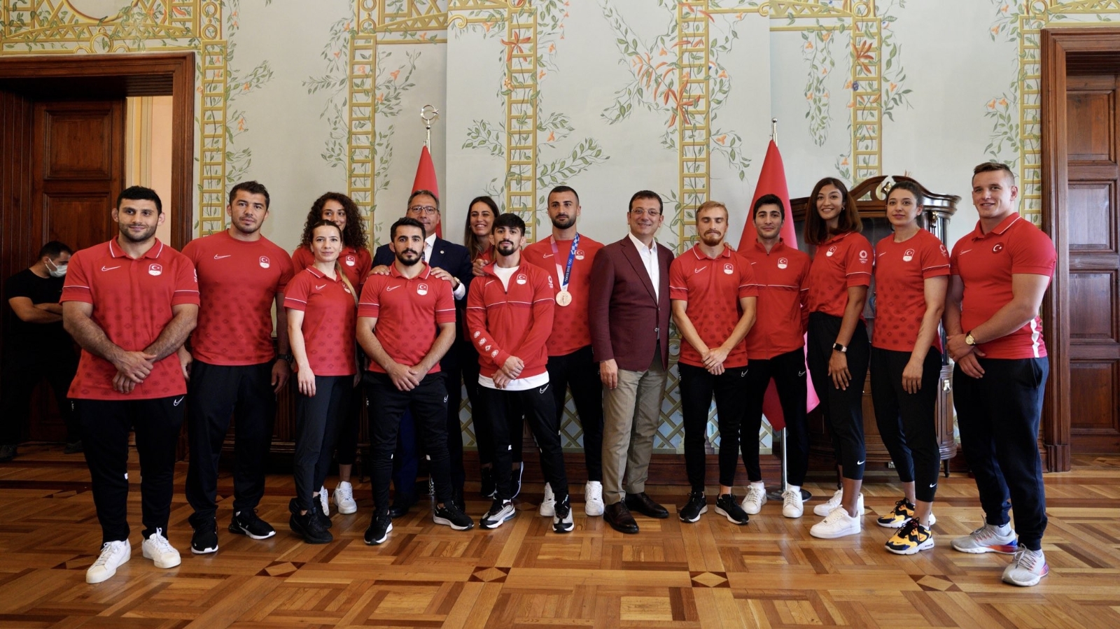 Ekrem İmamoğlu, Milli Sporcularla Buluştu