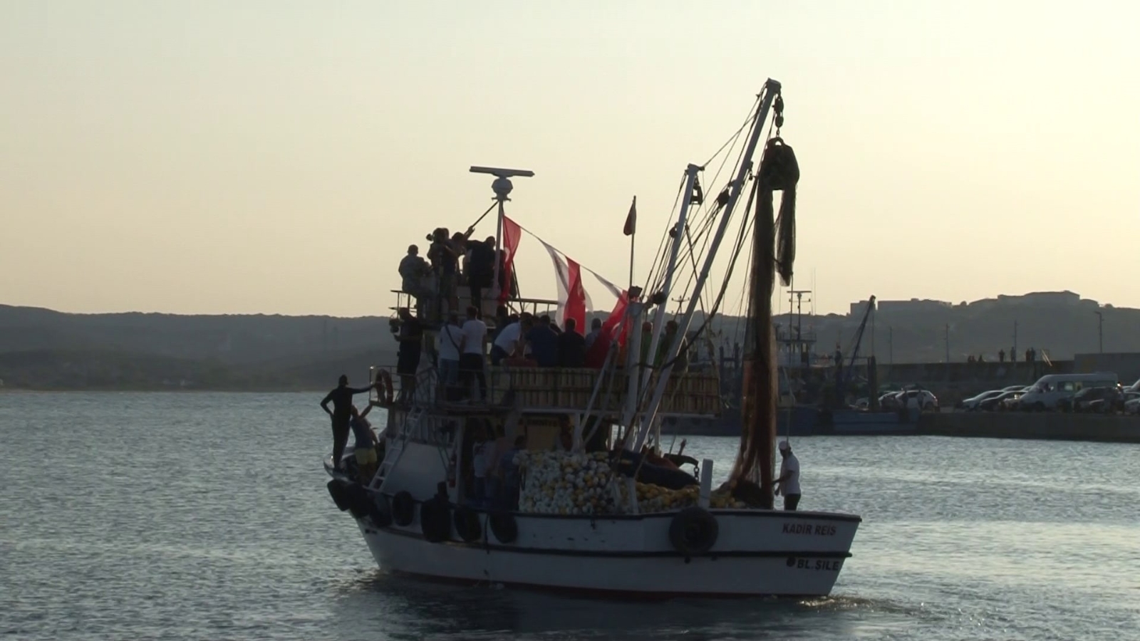 Şile’de Balıkçılar Yasak Sonrası ’Vira Bismillah’ Dedi