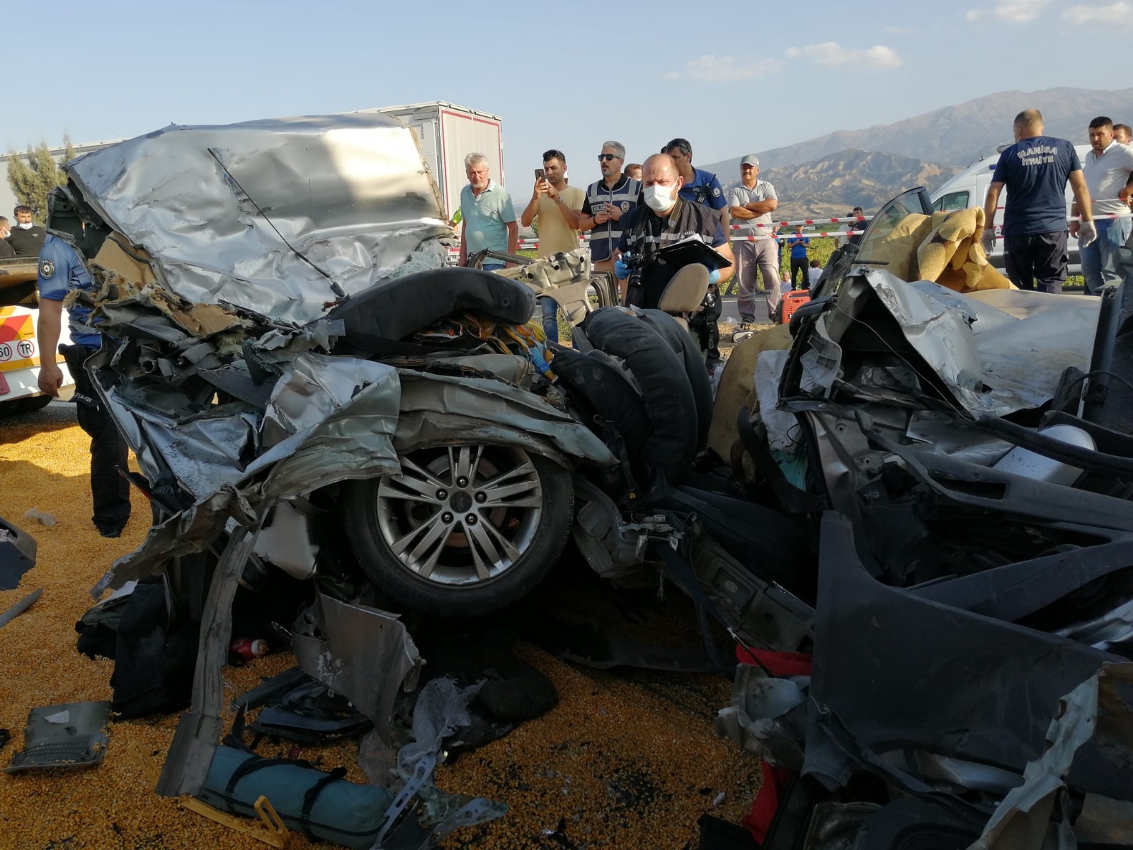 Manisa’da 3 Kişinin Öldüğü Katliam Gibi Kazada Tır Sürücüsü Tutuklandı