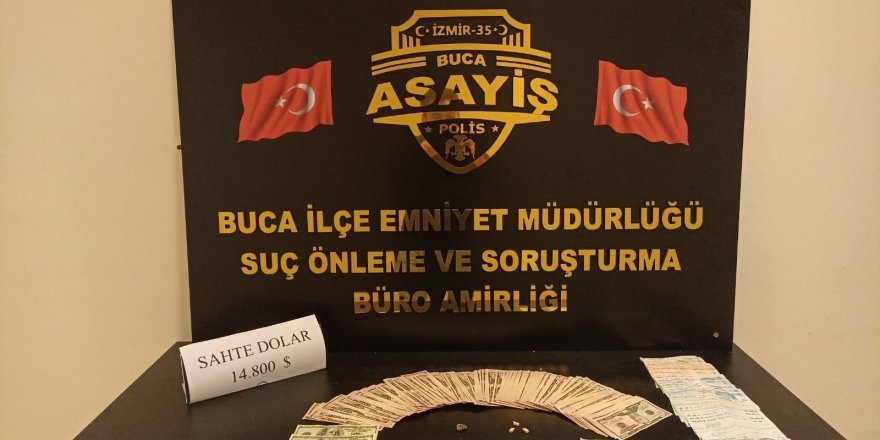 İzmir’de sahte dövizle kuyumcuyu dolandırdılar