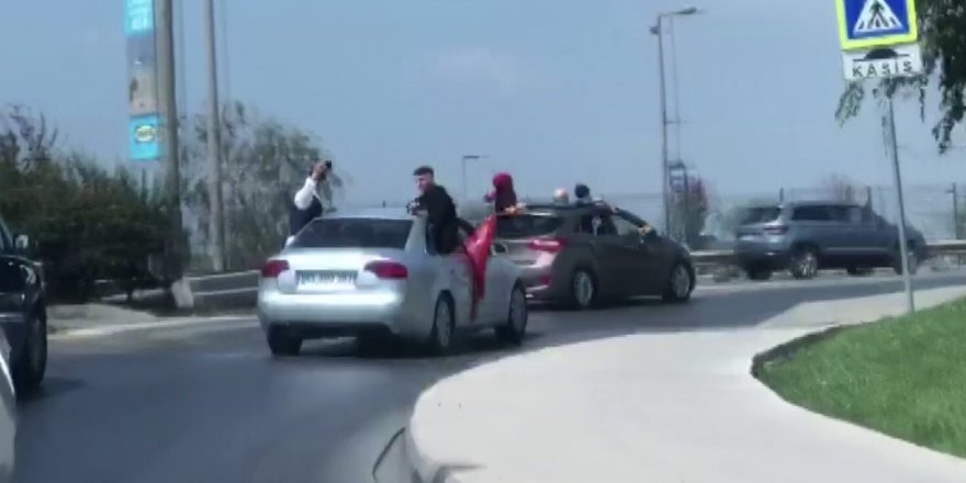 Kartal’da Düğün Konvoyunu Şaşkına Çevirdi