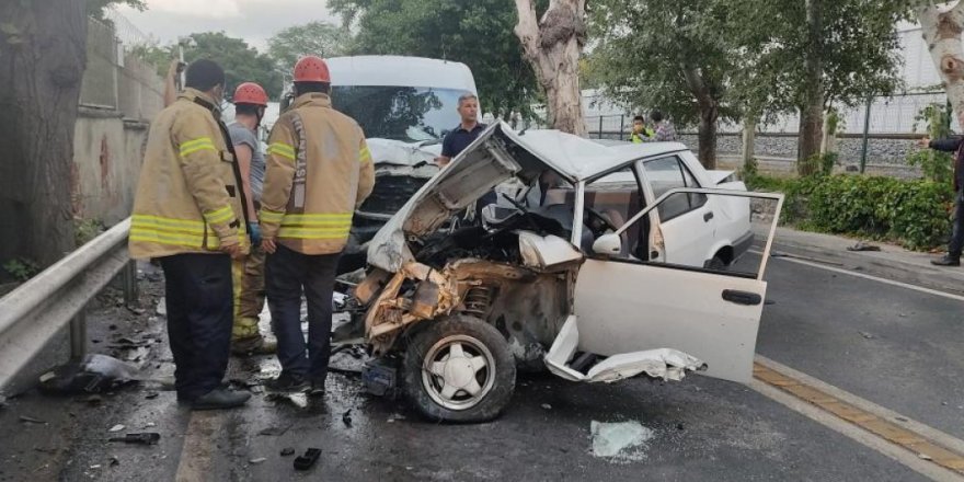 İstanbul' da Trafik Kazası: 4 Yaralı Var