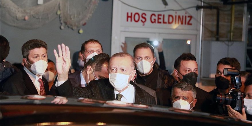 Cumhurbaşkanı Erdoğan Memleketi Rize'nin Güneysu İlçesine Geldi
