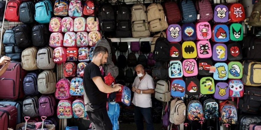 Mağazalarda Okul Alışverişi Telaşı Sürüyor