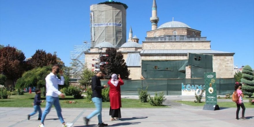 Mevlana Müzesi'ni 8 Ayda 650 Bin Turist Gezdi