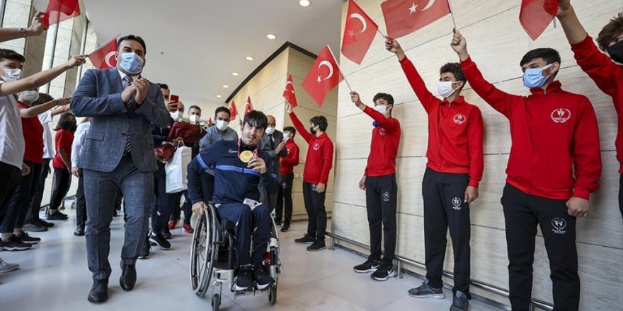 Paralimpik Sporcular Tokyo 2020'yi Rekor Sayıda Madalyayla Tamamladı