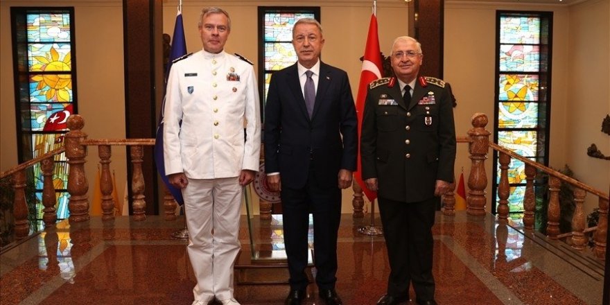 Bakan Akar, NATO Askerî Komite Başkanı Oramiral Bauer’i kabul etti