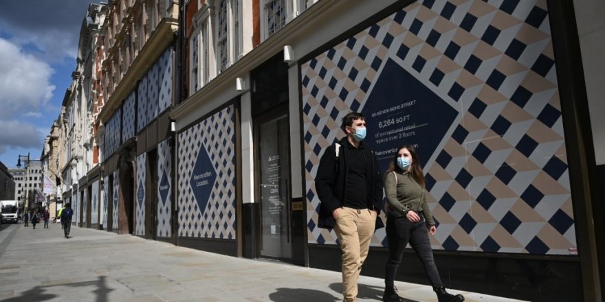 İngiltere’de salgın nedeniyle günde 50 mağaza kapandı