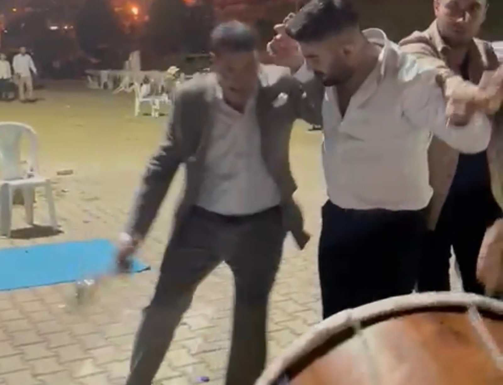 Halay çekerken kalp krizi geçiren yaşlı adam hayatını kaybetti