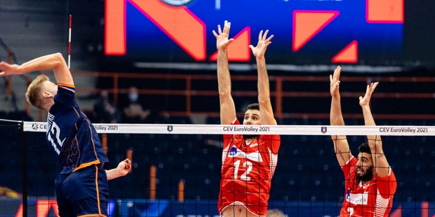 Filenin Efeleri, Hollanda’ya yenildi