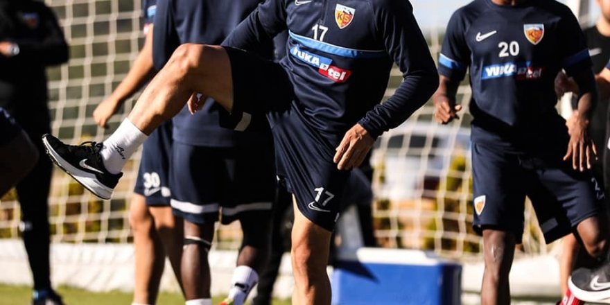 Kayserispor suda antrenman yaptı