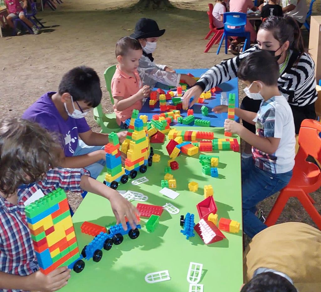 İZELMAN A.Ş. Anaokulları ve Yayınları  90. İzmir Enternasyonal Fuarı’nda