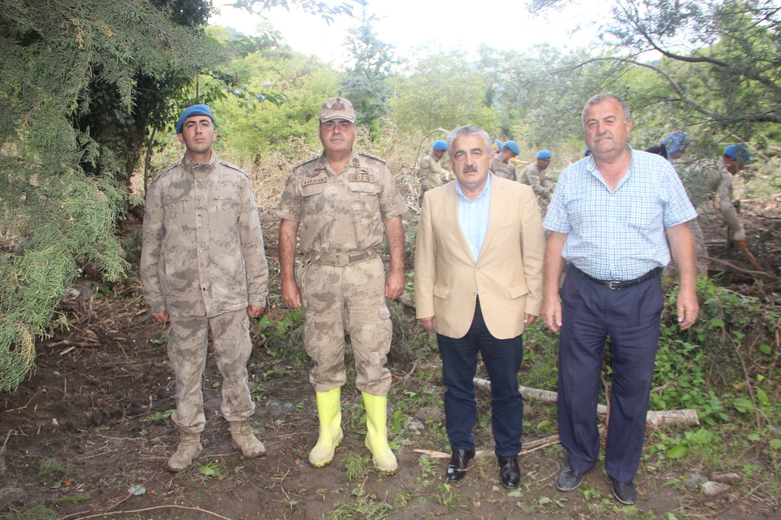 Askerlerin Özverilerine Selzedelerden Övgü Dolu Sözler: