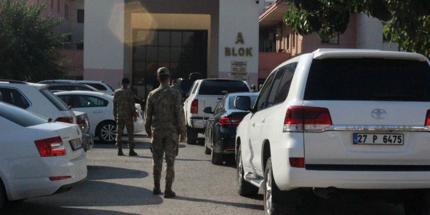 2’nci Ordu Komutanı Gürak, yaralı askerleri ziyaret etti