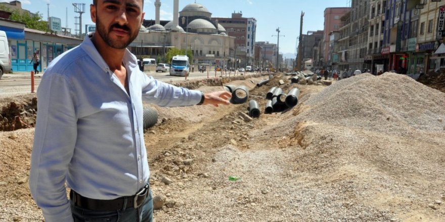 Yüksekova’nın bitmeyen çileli yolları