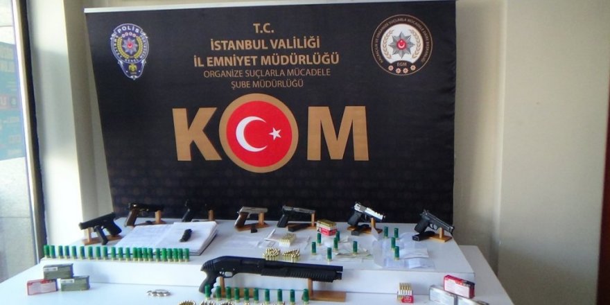 Site sakinlerine çöken çeteye operasyon: 23 gözaltı