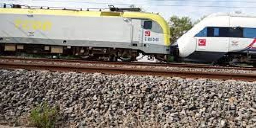 İstanbul Valiliği’nden tren kazasına ilişkin açıklama