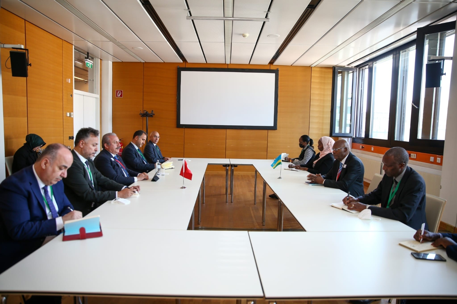 TBMM Başkanı Şentop, Viyana’da Temaslarını Sürdürüyor