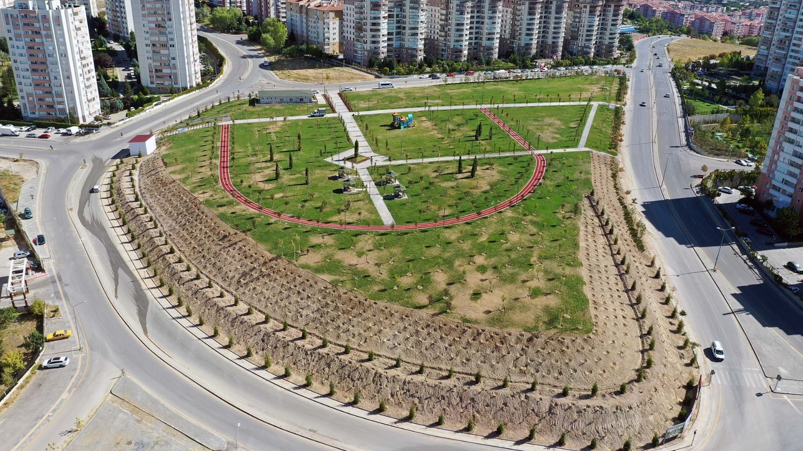 Ankara Büyükşehir Belediyesi Başkente Yeni Bir Yeşil Alan Daha Kazandırdı