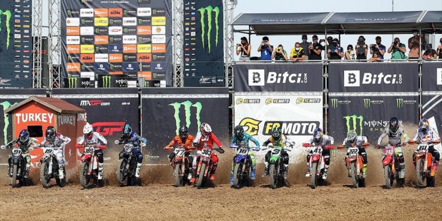 Dünya Motokros Şampiyonası'nı 20 Binin Üzerinde Sporsever İzledi