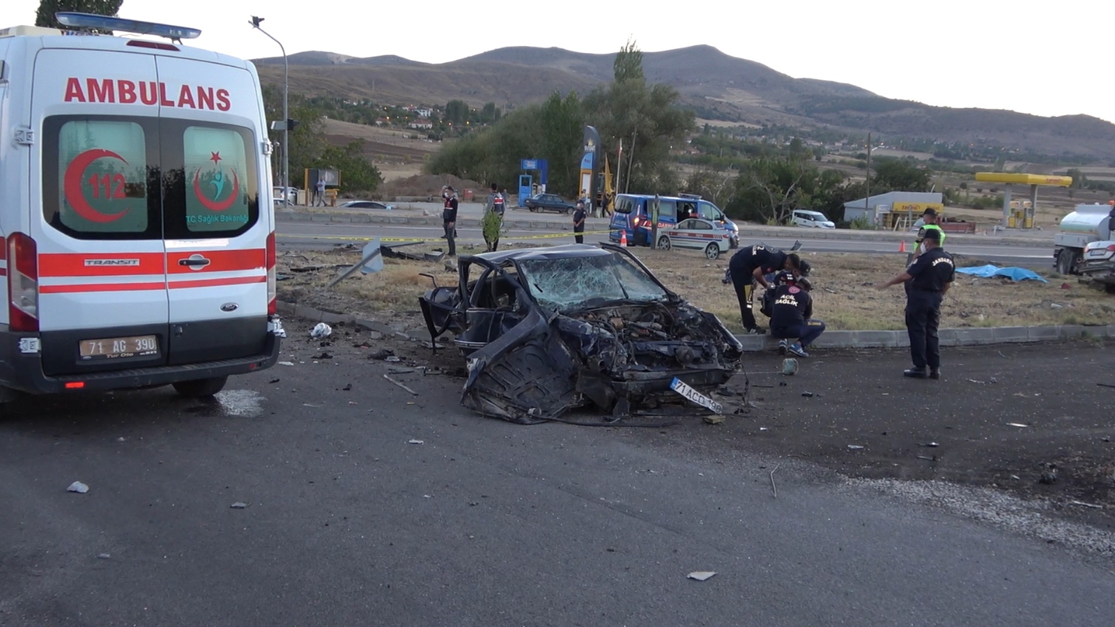 Kırıkkale’de feci kaza, iki otomobil çarpıştı: 6 ölü