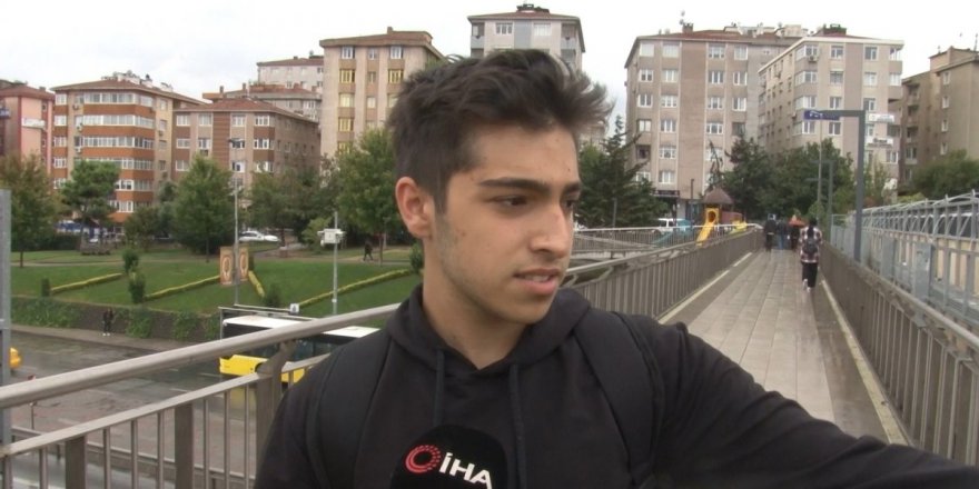 İstanbul Kadıköy'deki okuluna 1 saatte giden öğrenci isyan etti