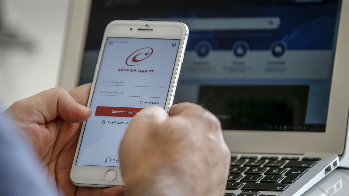 15 Yaş Altı Çocukların Kimlik Kartı Başvuruları E-devlet Üzerinden Yapılabilecek